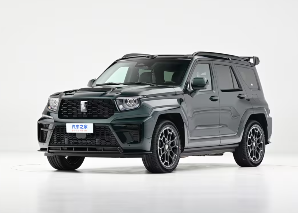 Tank 700 Hi4-T/Hi4-Z