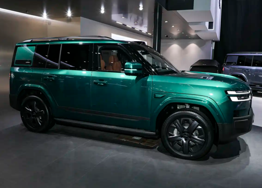 Fang Cheng Bao Bao 7 EV