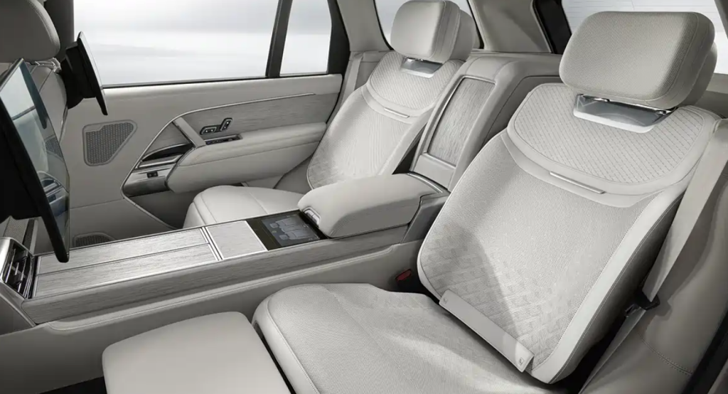 Range Rover SV Ultra