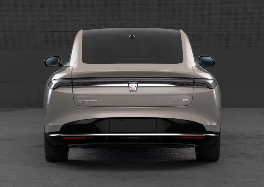 Buick Zhijing L7 EV