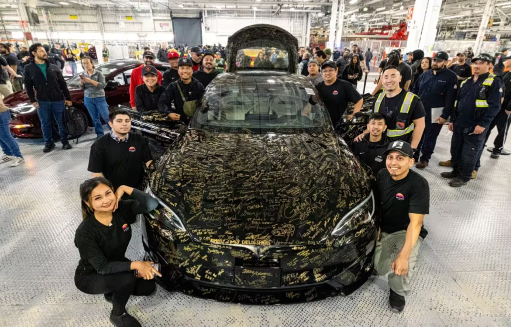 Tesla Model S discontinued